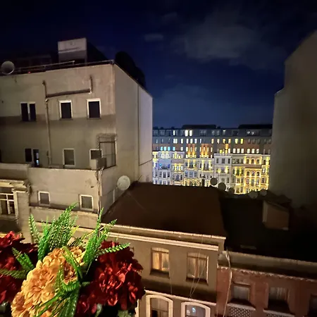 Linnga & اسطنبول