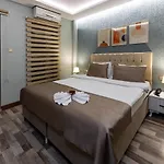 Linnga & 3* Istanbul