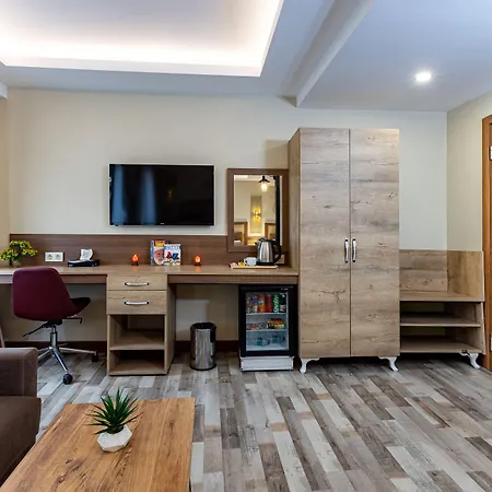 Linnga & 3* Istanbul