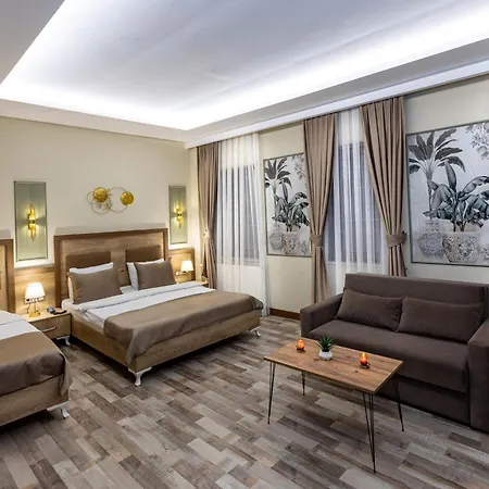 Linnga & 3* Istanbul